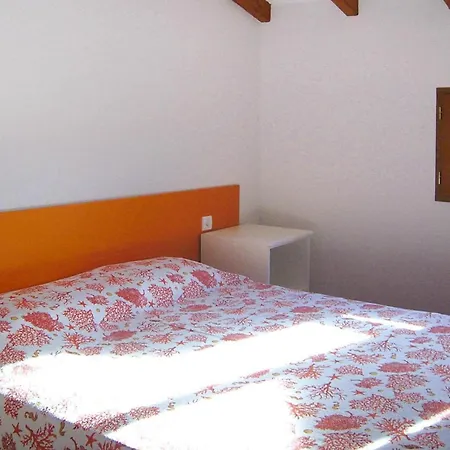 Apartment Marina Di Pinarello 2 For 2 Pers