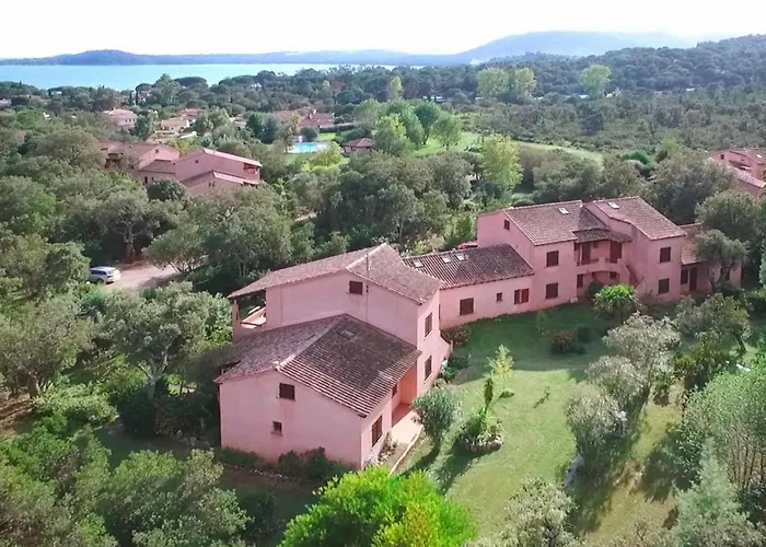 Daire Marina Di Pinarello, 2 For 2 Pers Zonza